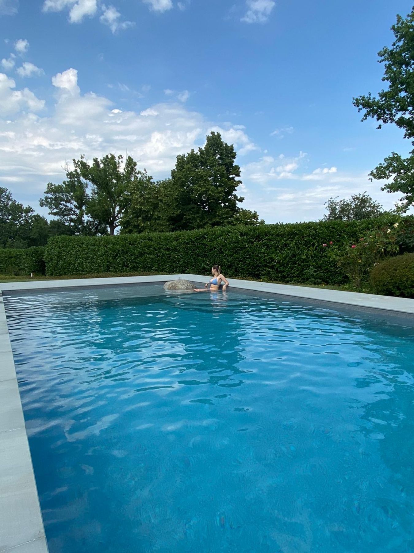 Piscina a skimmer con spiaggetta e telo TOUCH PRESTIGE.